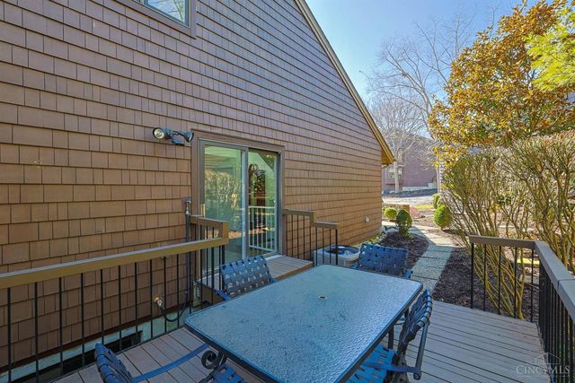 14 Spring Knoll Drive, Mariemont, OH 45227