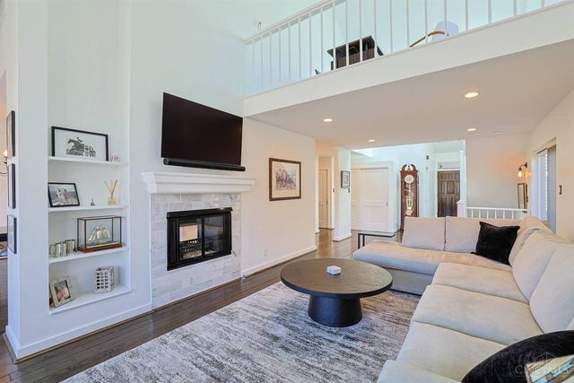 14 Spring Knoll Drive, Mariemont, OH 45227