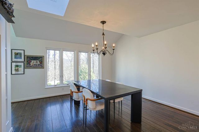 14 Spring Knoll Drive, Mariemont, OH 45227