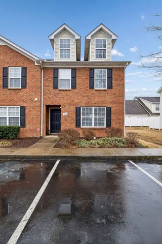 1036 Wolves Den Pl, Murfreesboro, TN 37128