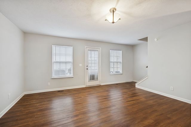 1036 Wolves Den Pl, Murfreesboro, TN 37128