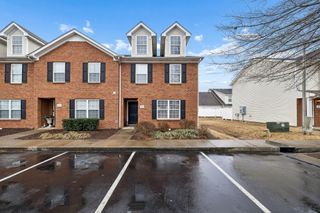 1036 Wolves Den Pl, Murfreesboro, TN 37128