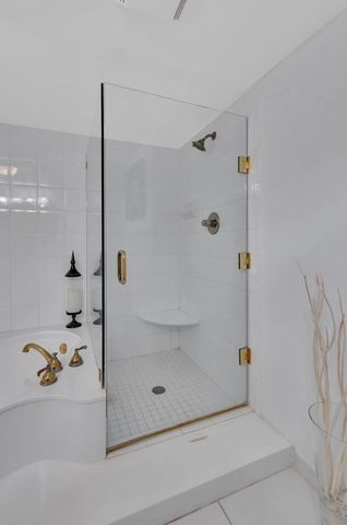 4200 N Ocean Drive 2-804, Singer Island, FL 33404