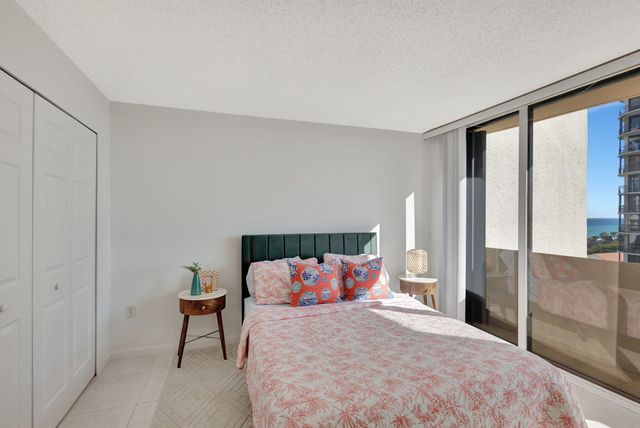 4200 N Ocean Drive 2-804, Singer Island, FL 33404