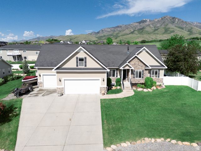 580 N CHERRY RIDGE LN, Richmond, UT 84333