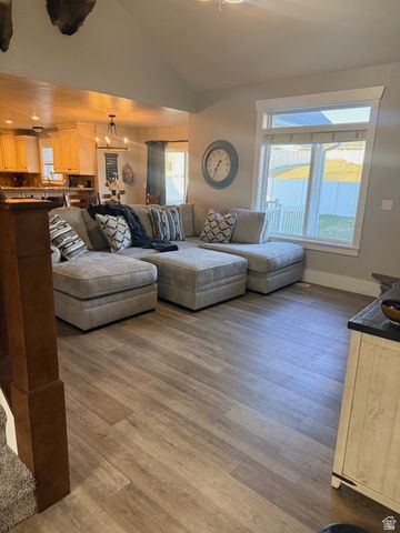 580 N CHERRY RIDGE LN, Richmond, UT 84333