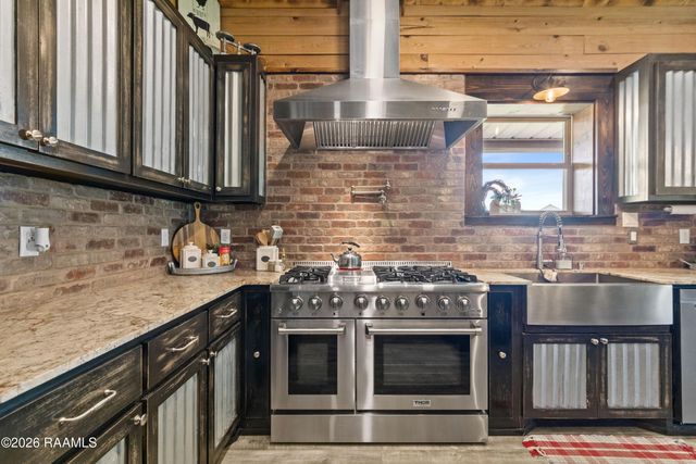 3129 Amerada Road, Kaplan, LA 70548