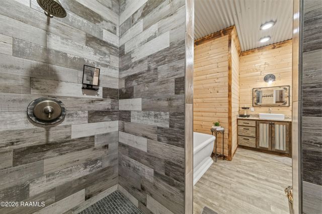 3129 Amerada Road, Kaplan, LA 70548