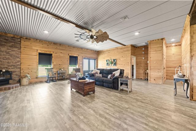 3129 Amerada Road, Kaplan, LA 70548