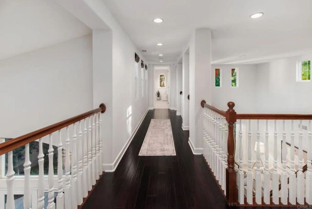 548 Quail Pointe Lane, Encinitas, CA 92024