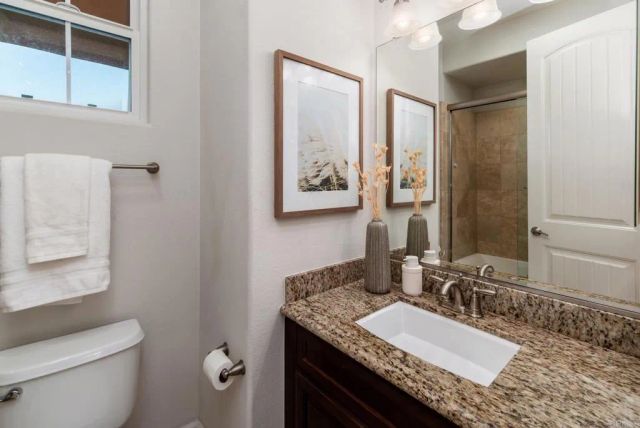 548 Quail Pointe Lane, Encinitas, CA 92024