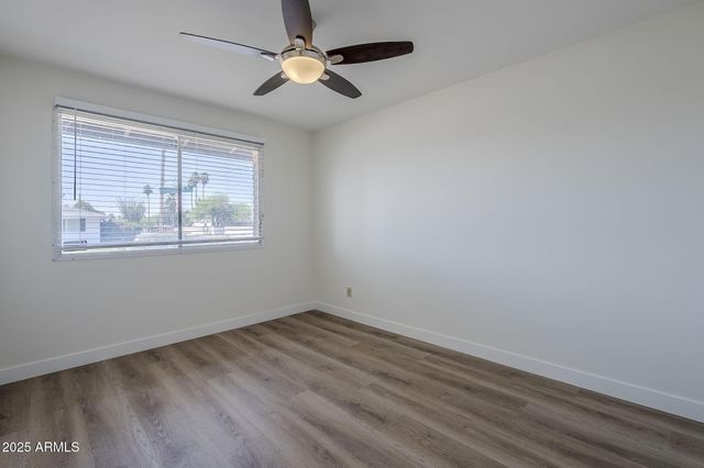 1904 E MANHATTON Drive, Tempe, AZ 85282