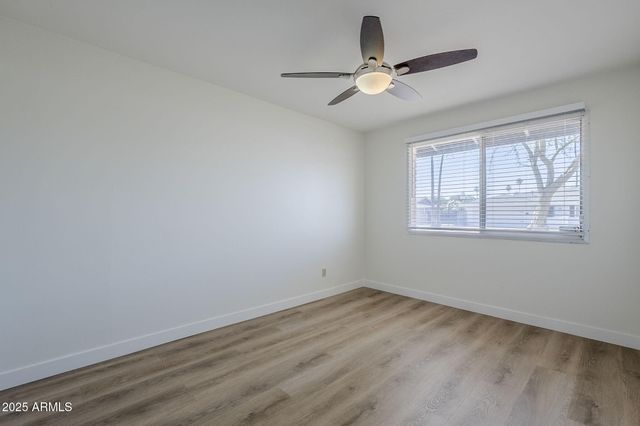 1904 E MANHATTON Drive, Tempe, AZ 85282