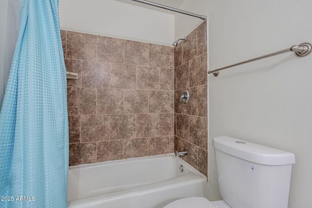 1904 E MANHATTON Drive, Tempe, AZ 85282