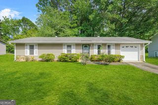 2454 Fairway Circle SW, Atlanta, GA 30331