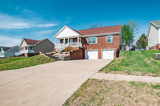 135 Mockingbird Dr, Taylorsville, KY 40071
