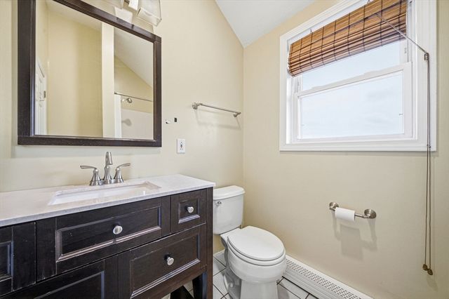 717 Pleasant St B, Norwood, MA 02062