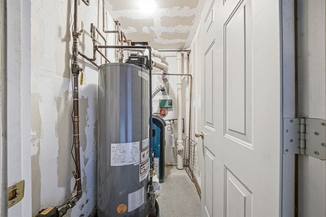 717 Pleasant St B, Norwood, MA 02062