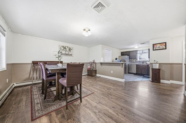 717 Pleasant St B, Norwood, MA 02062