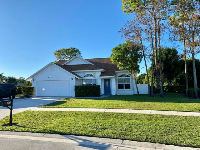 104 Van Gogh Way, Royal Palm Beach, FL 33411