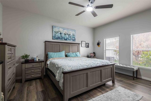 2814 MAPLE BROOK LOOP, Lutz, FL 33558