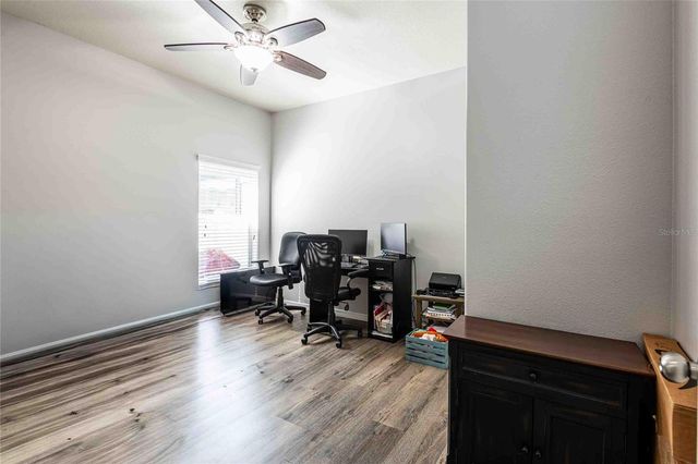 2814 MAPLE BROOK LOOP, Lutz, FL 33558