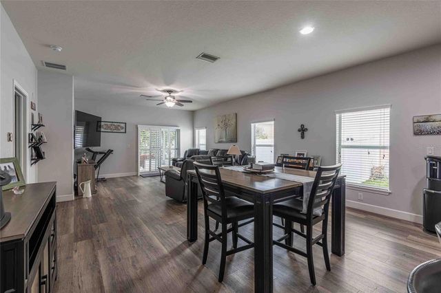 2814 MAPLE BROOK LOOP, Lutz, FL 33558