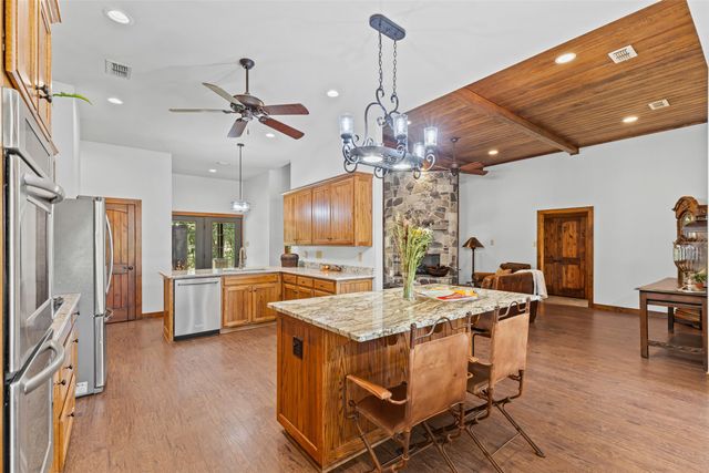 1445 County Road 428, Stephenville, TX 76401