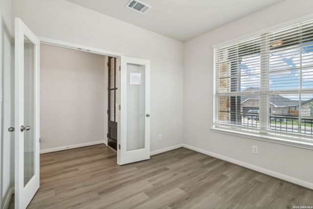 10411 Tiger Shark Ave, Boerne, TX 78006