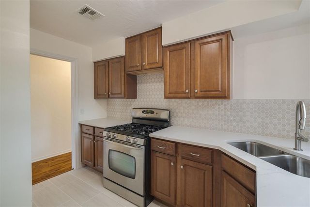 1612 Andover Court, Oklahoma City, OK 73120