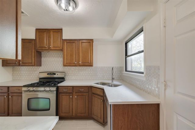 1612 Andover Court, Oklahoma City, OK 73120