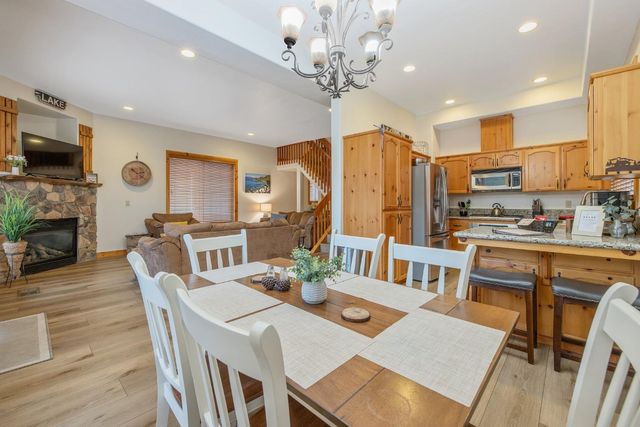 40838 Village Pass Lane, Shaver Lake, CA 93664