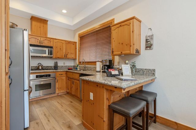 40838 Village Pass Lane, Shaver Lake, CA 93664