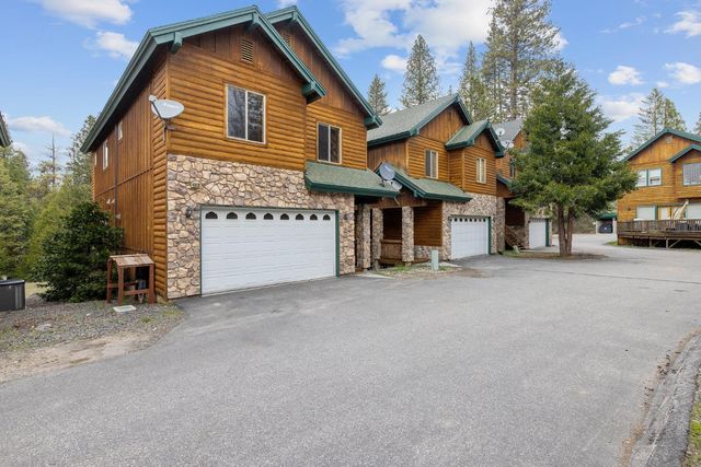 40838 Village Pass Lane, Shaver Lake, CA 93664