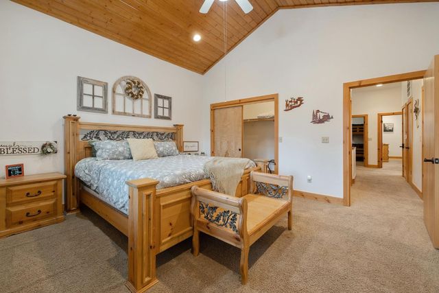 40838 Village Pass Lane, Shaver Lake, CA 93664