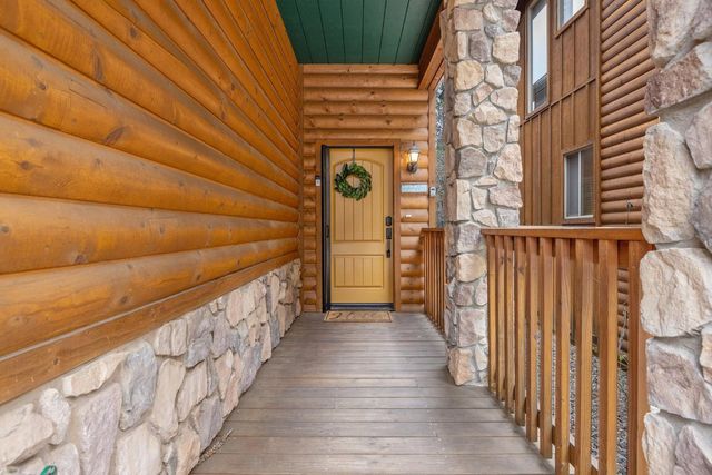 40838 Village Pass Lane, Shaver Lake, CA 93664