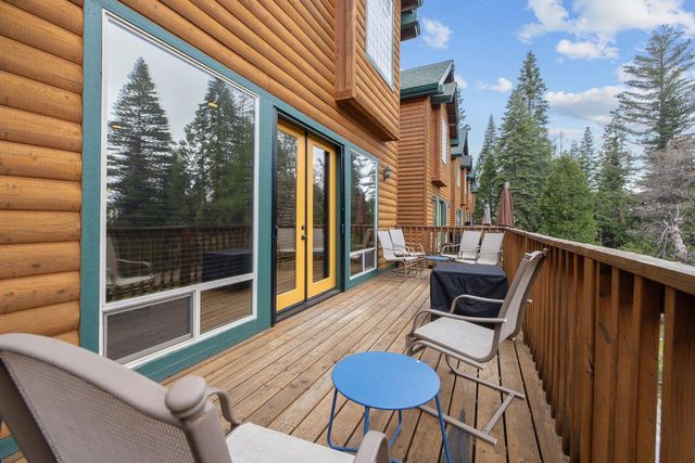 40838 Village Pass Lane, Shaver Lake, CA 93664