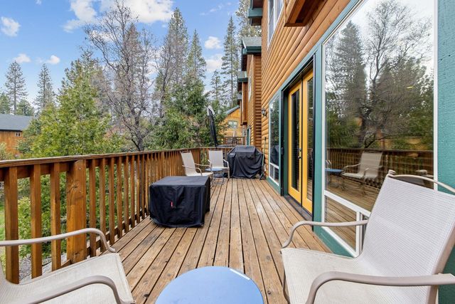 40838 Village Pass Lane, Shaver Lake, CA 93664