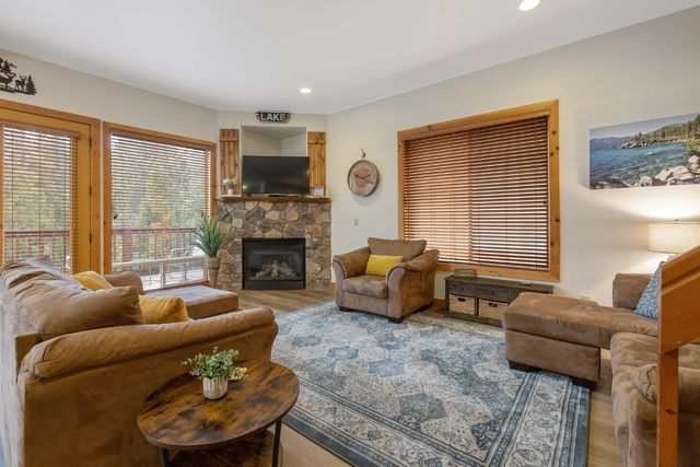 40838 Village Pass Lane, Shaver Lake, CA 93664