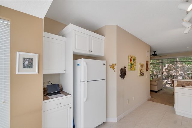 1670 42nd Square 102, Vero Beach, FL 32960