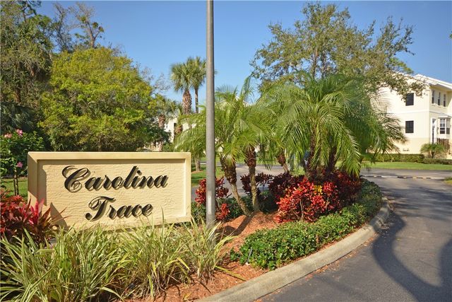 1670 42nd Square 102, Vero Beach, FL 32960