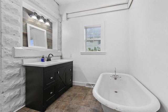 339 W MAIN STREET, Lena, WI 54139