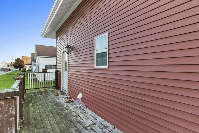 339 W MAIN STREET, Lena, WI 54139