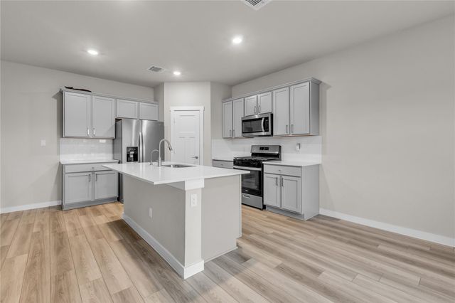 1212 Tipton ST, Georgetown, TX 78633