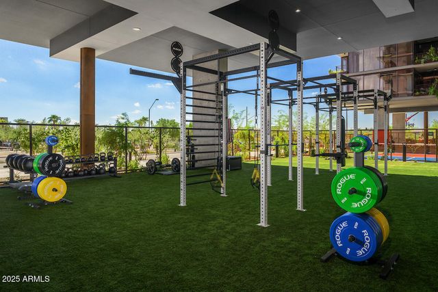 7230 E Mayo Boulevard 8005, Scottsdale, AZ 85255