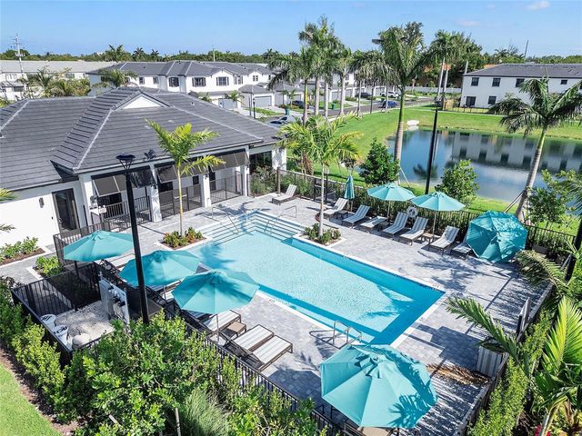 4973 Oakmont Drive 1, Dania Beach, FL 33312