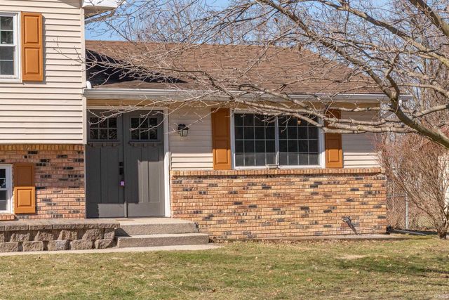 54463 Faye Drive, Osceola, IN 46561