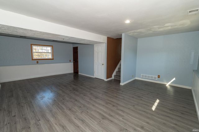 54463 Faye Drive, Osceola, IN 46561