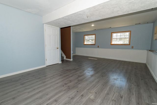 54463 Faye Drive, Osceola, IN 46561