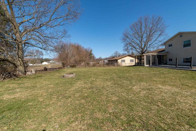 54463 Faye Drive, Osceola, IN 46561